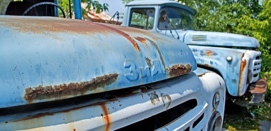 removing rust from a car