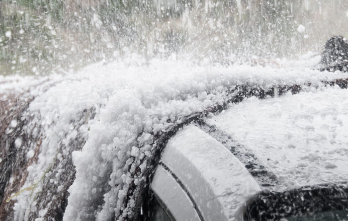 Does pea sized hail cause damage to a car?