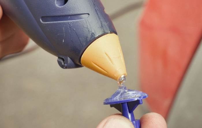 Can You Use Hot Glue To Pull Dents?